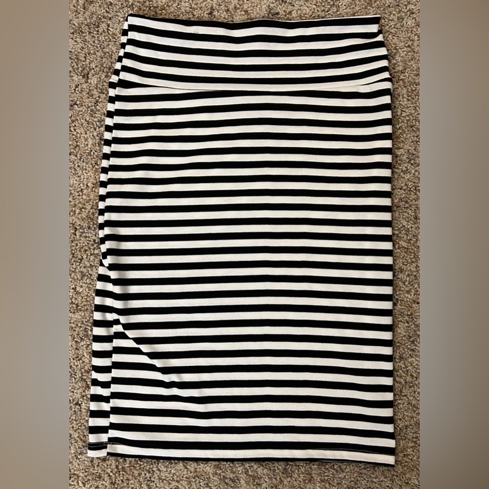 Lularoe skirt, striped, size M